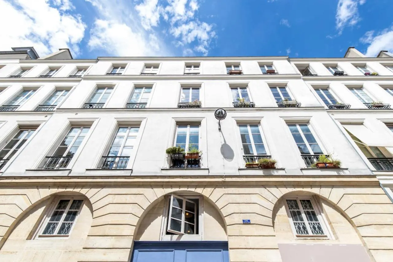 One-Bedroom Near Republique In The Heart Paris Welkeys